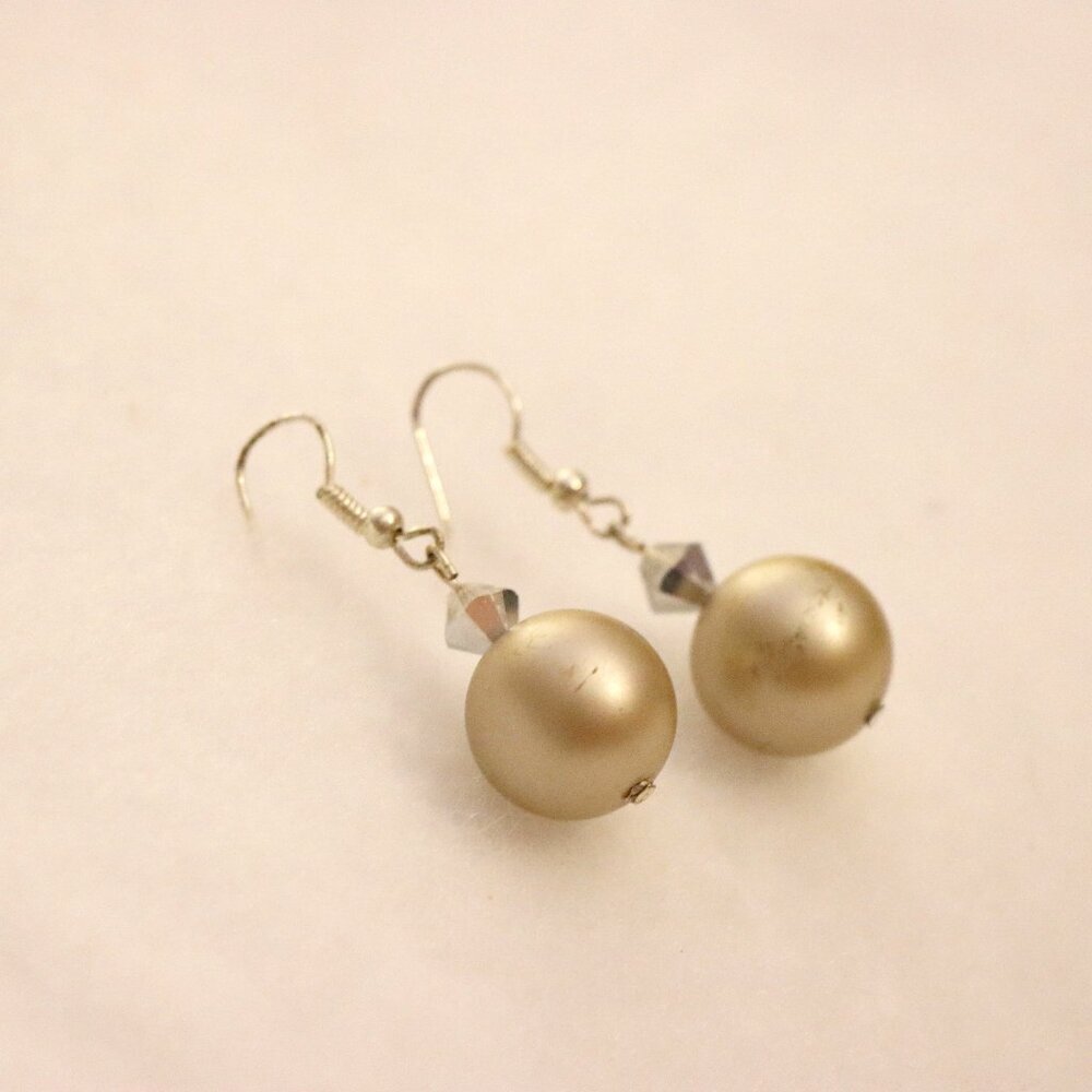 Large Vintage pearl style cream beaded pearl drop hook dangle earrings